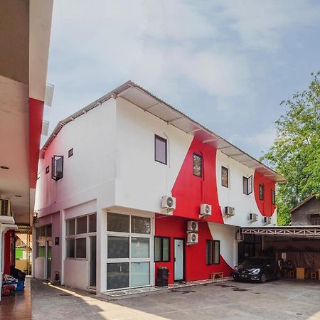 Super Oyo 866 Idola Residence Jakarta Eksteriør billede