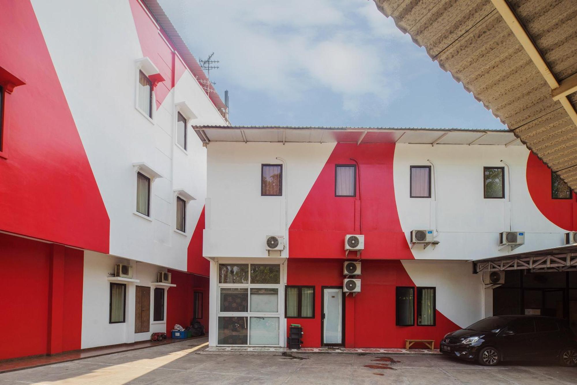 Super Oyo 866 Idola Residence Jakarta Eksteriør billede